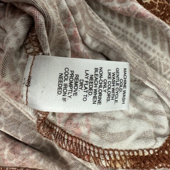 Cato Womens 3/4 Sleeve Tribal Print Top 18/20W Rayon & Spandex - Picture 5 of 5